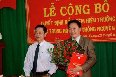 Lễ công bố quyết định bổ nhiệm Hiệu trưởng trường THPT Nguyễn Huệ 2019 – 2024