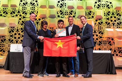 Tuyển Việt Nam giành giải Ba Microsoft Word 2013 toàn thế giới